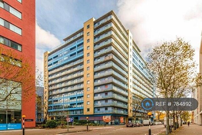 3 Bedroom Flat To Rent In Westgate Apartments, London, E16