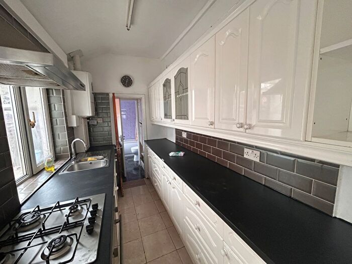 3 Bedroom Terraced House To Rent In Oakwood Road, Smethwick, B67