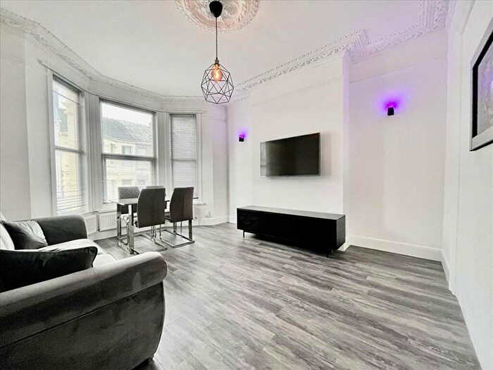 4 Bedroom House To Rent In Welbeck Avenue, Plymouth, PL4