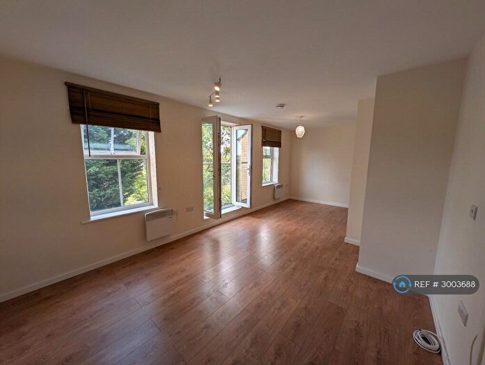 4 Bedroom Flat To Rent In Daniel Hill Mews, Sheffield, S6
