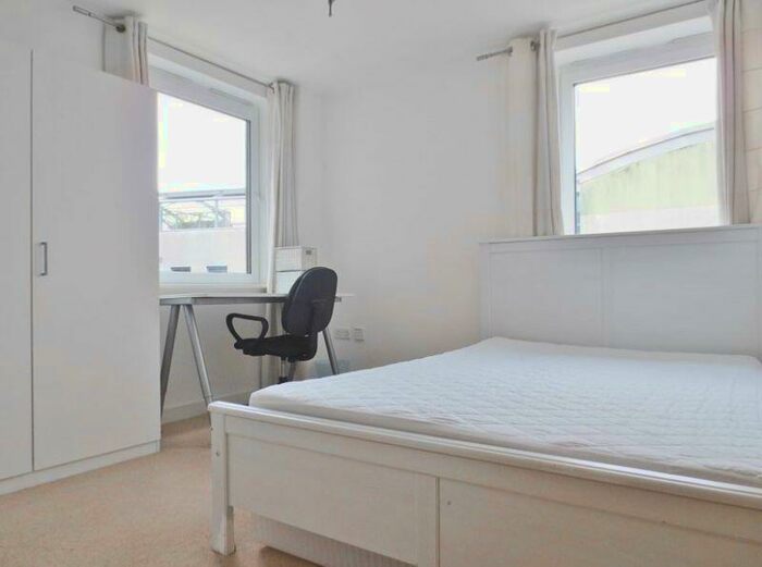 2 Bedroom Flat To Rent In Fleet Street, Brighton, BN1