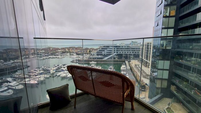 2 Bedroom Apartment To Rent In The Hawkins Tower, Ocean Village, SO14