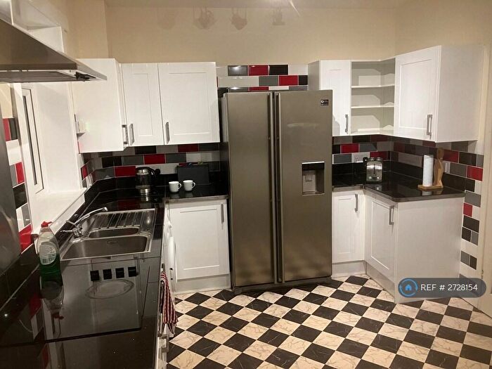 3 Bedroom Semi Detached House To Rent In Bower Park, Gateside, Cupar, KY14