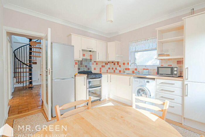 2 Bedroom Detached Bungalow For Sale In Branders Close, Wick, BH6