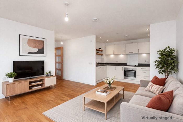 2 Bedroom Flat For Sale In / Shrubhill Walk, Leith Walk, Edinburgh, EH7