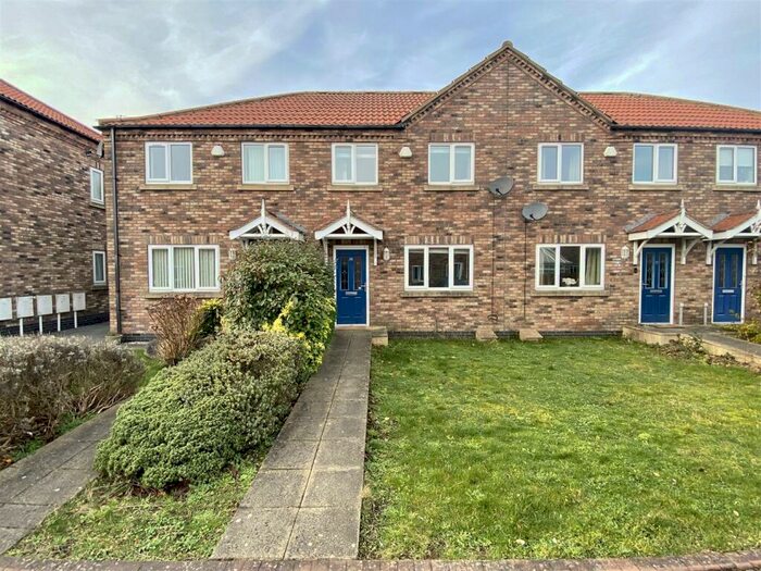 2 Bedroom Town House To Rent In Richmond Court, Rawcliffe, Goole, DN14