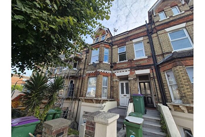 1 Bedroom Flat To Rent In Guildhall Street, Folkestone, Folkestone, CT20