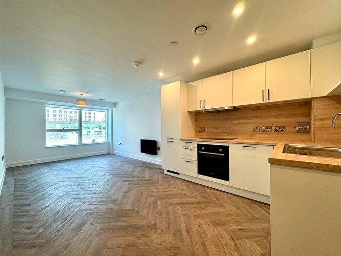 1 Bedroom Flat To Rent In Upper Gough Street, Birmingham, B1