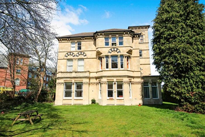 1 Bedroom Apartment For Sale In Bourne Close, Bournemouth, BH2