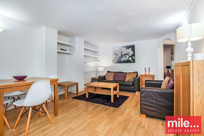 3 Bedroom Flat To Rent In Brondesbury Park, London, NW2