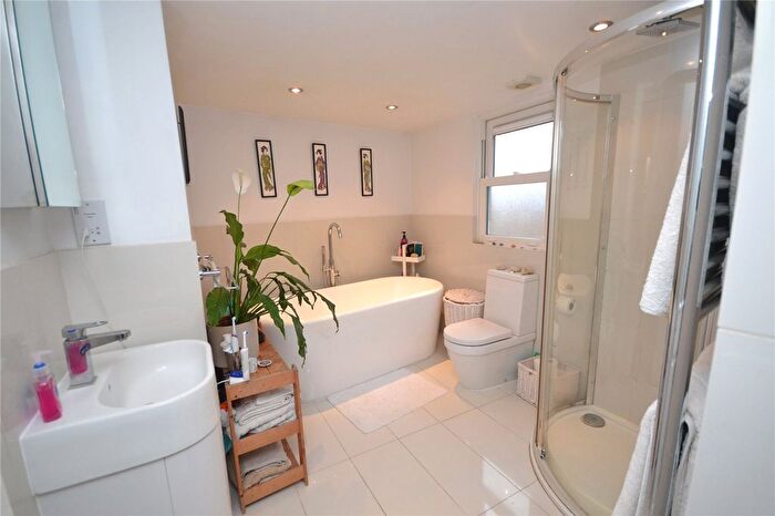 2 Bedroom Maisonette To Rent In East End Road, East Finchley, London, N2