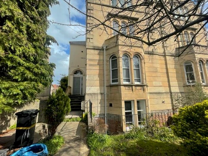 2 Bedroom Flat To Rent In Sydenham Hill, Cotham, Bristol, BS6