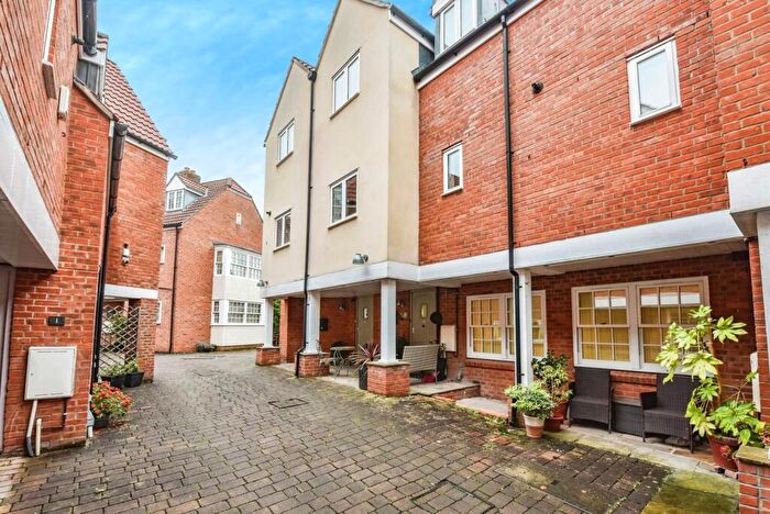2 Bedroom Town House For Sale In Mill Street, Wells, BA5