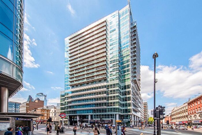 1 Bedroom Apartment To Rent In Whitechapel High Street, London, E1