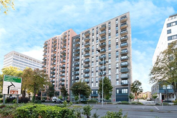 1 Bedroom Flat For Sale In Victoria Avenue, Southend-On-Sea, Essex, SS2