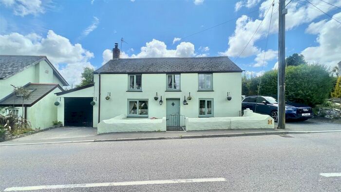 3 Bedroom Detached House For Sale In St. Austell Street, Summercourt, Newquay, TR8