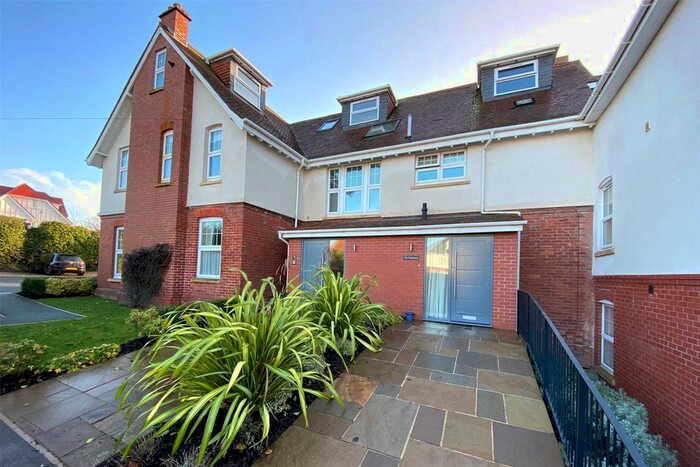 2 Bedroom Flat To Rent In Stevenstone Road, Exmouth EX8