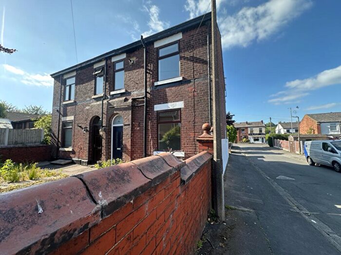 3 Bedroom House To Rent In Lynton Terrace, Radcliffe, M26