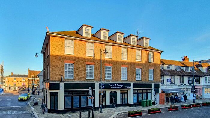 2 Bedroom Flat To Rent In Market Place, Hertford, SG14