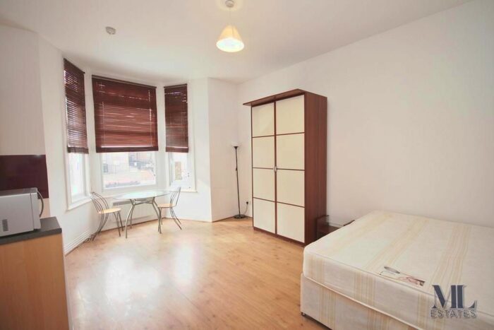 Studio To Rent In Cricklewood Lane, Cricklewood NW2