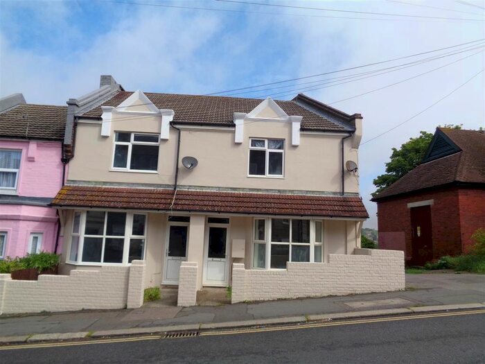 2 Bedroom End Of Terrace House To Rent In Mount Pleasant Road, Hastings, TN34