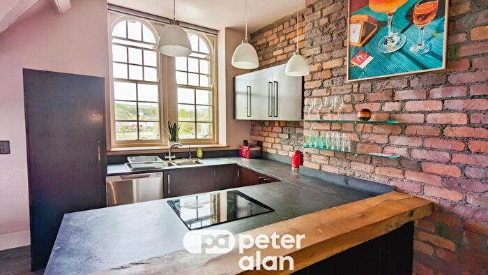 2 Bedroom Flat To Rent In High Street, Merthyr Tydfil, CF47