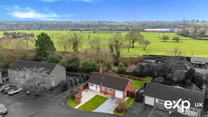 3 Bedroom Detached Bungalow For Sale In Pasture View, Gunthorpe, NG14