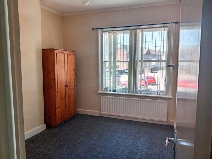 Terraced House To Rent In Wellesley Street, Stoke-on-Trent, Staffordshire, ST1