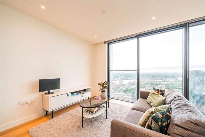 Apartment For Sale In Hampton Tower, Marsh Wall, London, E14
