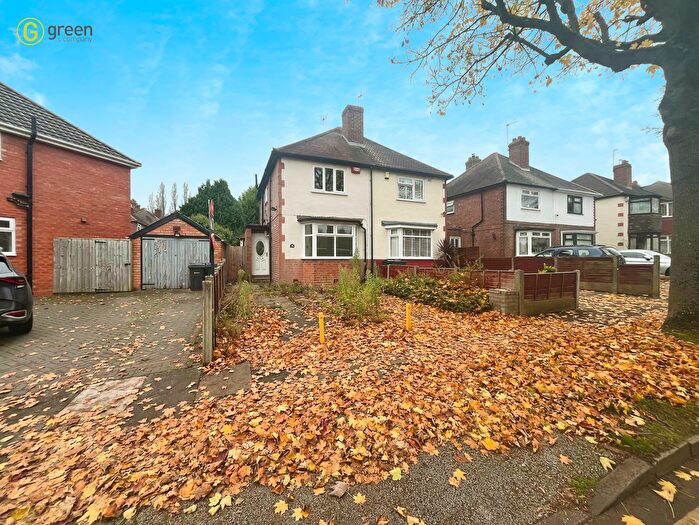2 Bedroom Semi-Detached House For Sale In Foden Road, Great Barr, Birmingham, B42