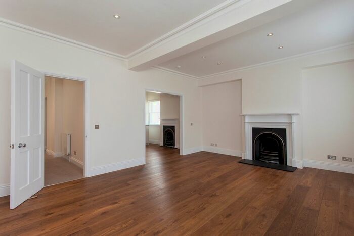 2 Bedroom Flat To Rent In Montagu Street, London, W1H