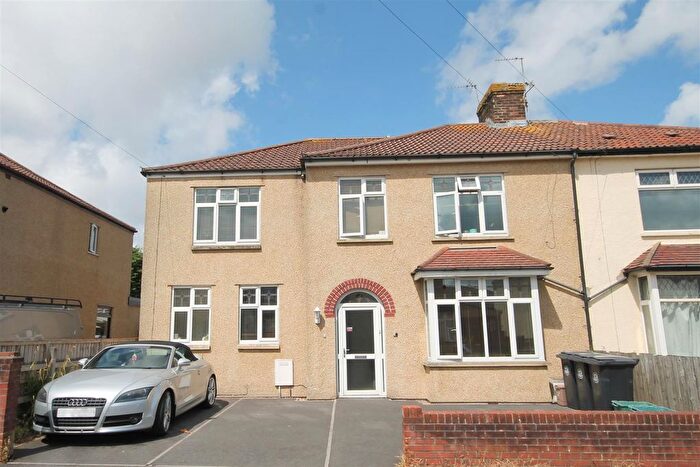 2 Bedroom Flat To Rent In Chatsworth Road, Fishponds, Bristol, BS16
