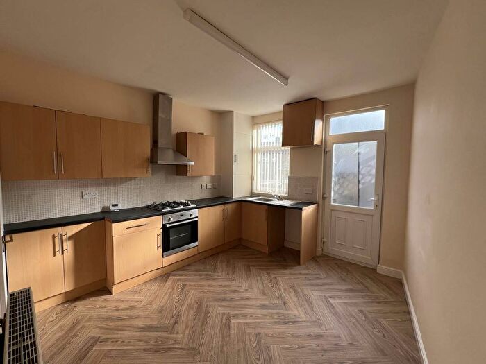 3 Bedroom Property To Rent In Racecommon Road, Barnsley, S70