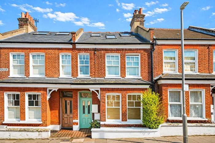 4 Bedroom Terraced House For Sale In Romberg Road, Tooting, SW17