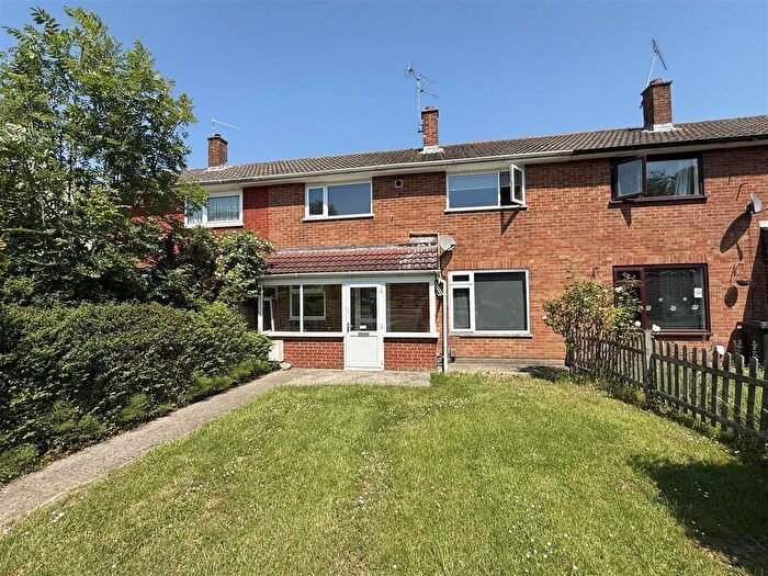 5 Bedroom Terraced House For Sale In Queens Drive, Swindon, SN3