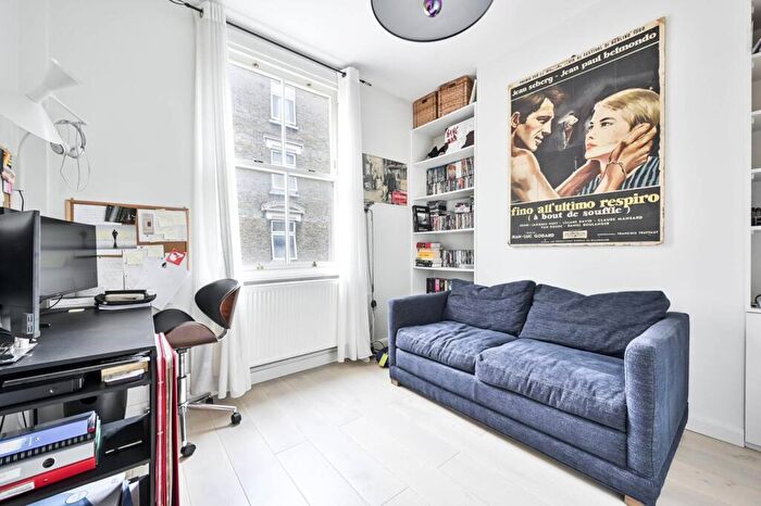 2 Bedroom Flat To Rent In Penfold Place, Marylebone, London, NW1