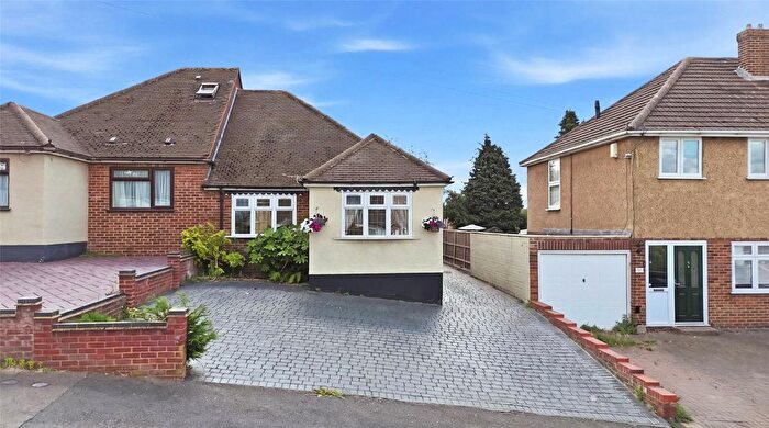 2 Bedroom Bungalow For Sale In Coombfield Drive, Darenth, Dartford, Kent, DA2