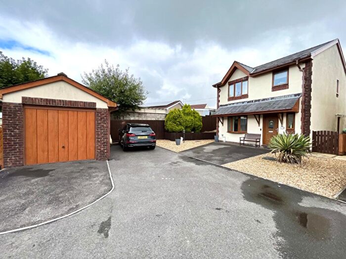 3 Bedroom Detached House For Sale In Min Afon, Rhigos, Aberdare, Mid Glamorgan, CF44