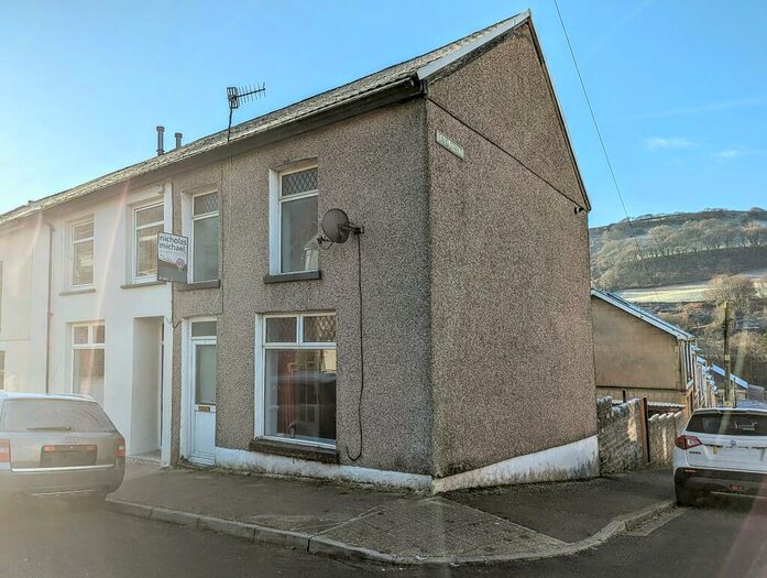 3 Bedroom End Of Terrace House To Rent In Cornwall Road, Tonypandy, CF40