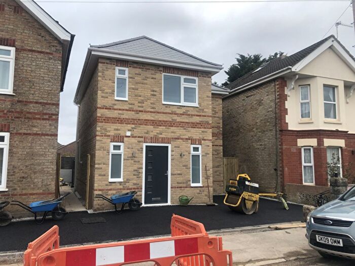 Detached House To Rent In Winton, BH9