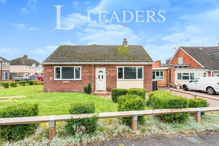 4 Bedroom Bungalow To Rent In The Crescent, Haversham, MK19