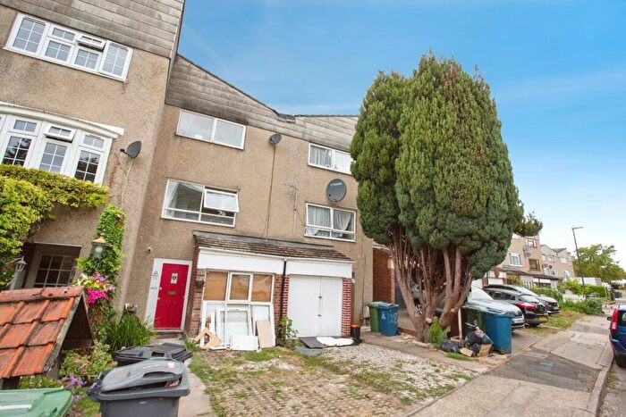 3 Bedroom Terraced House For Sale In Dobbin Close, Harrow, HA3