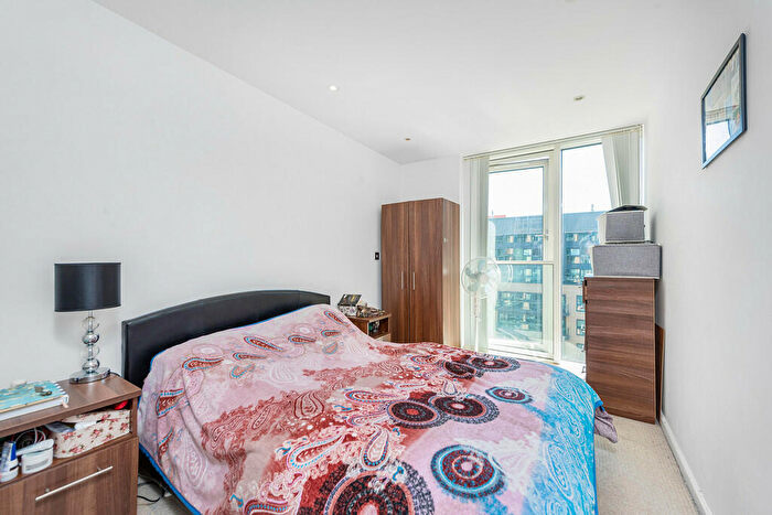 2 Bedroom Apartment To Rent In Ability Place Milharbour, E14