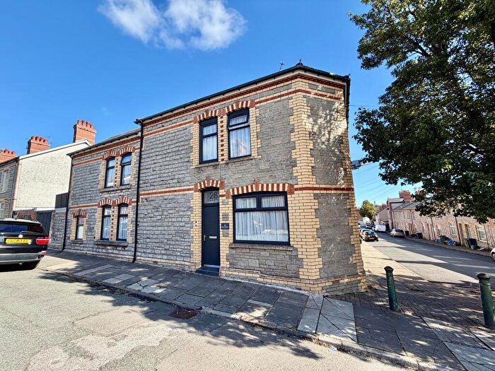 3 Bedroom End Of Terrace House For Sale In Harvey Street, Barry, CF63