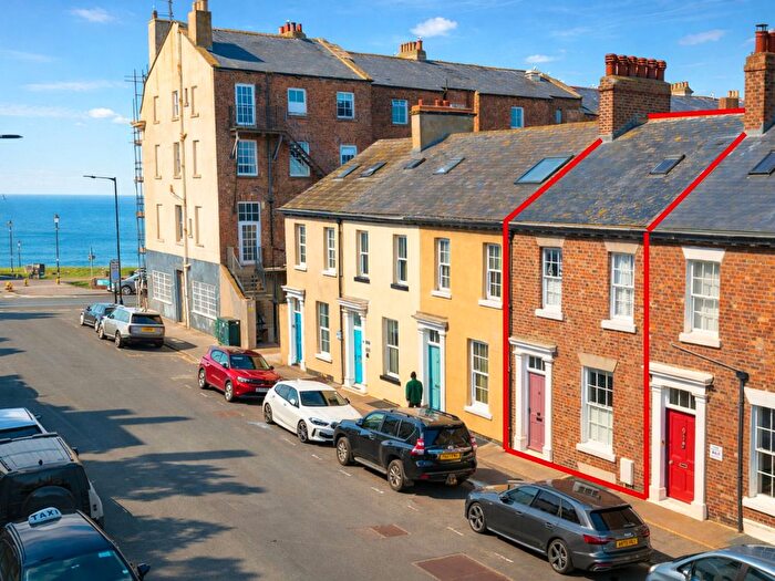 3 Bedroom Town House For Sale In West Terrace, Whitby, YO21