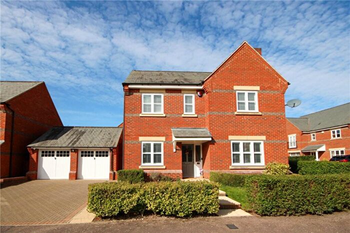 4 Bedroom Detached House To Rent In Rosemary Drive, Napsbury Park, St. Albans, AL2