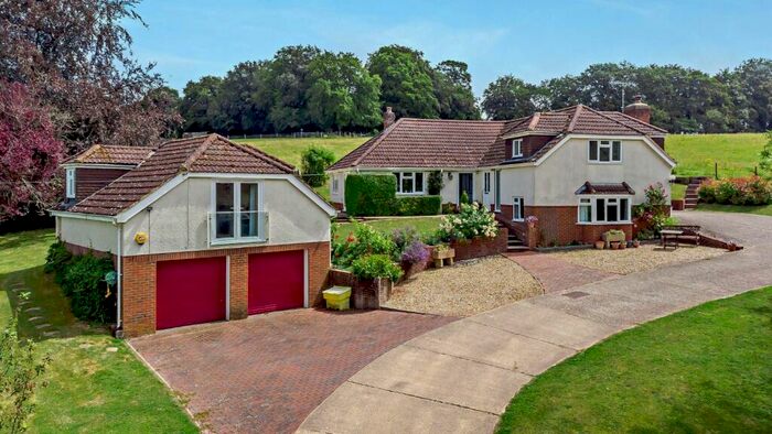 4 Bedroom Detached House For Sale In Livery Road, Winterslow, Salisbury, Wiltshire, SP5