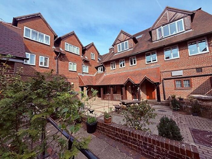 2 Bedroom Flat To Rent In Ashdown Court, Forest Row, RH18
