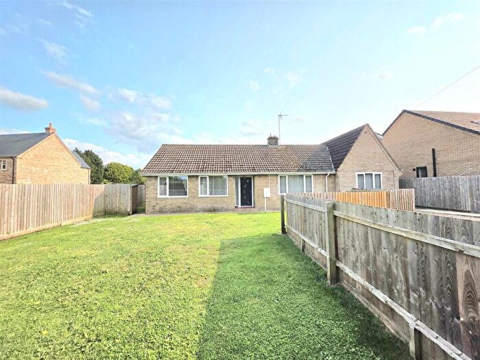 3 Bedroom Detached Bungalow For Sale In Burr Lane, Spalding, PE12