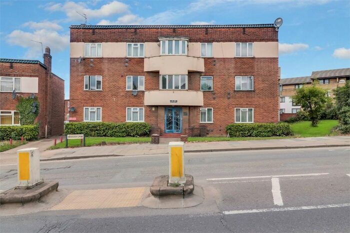 2 Bedroom Flat To Rent In Berkeley Court, Neasden Lane, Neasden, NW10